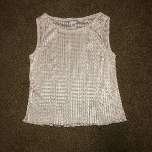 Dorby Tops - 5/$10 Vintage Lettuce Hem Tank Dorby Tops - 5/$10 Vintage Lettuce Hem Tank